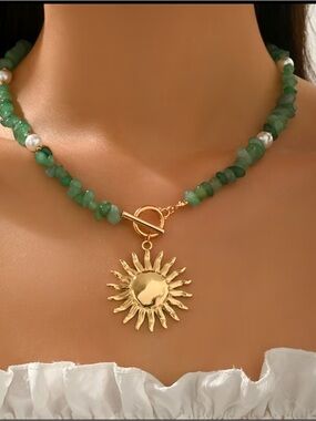 Jade Toned Beaded Chip Stone Necklace with Golden Sun Pendant